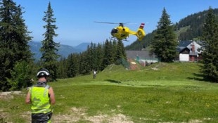 Einsatz der Bergrettung am Hochkar nach einem Unfall in einer Höhle.