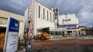 Der Spanplattenhersteller Kaindl will auf seinem Firmengelände ein Heizkraftwerk bauen.