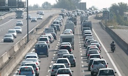 Nach Angaben der Regierung in Rom soll die Regelung rund 14,5 Millionen Fahrzeuge betreffen.