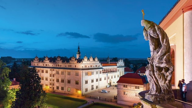 Zwischen 1568 und 1581 errichtet, gilt das Schloss Litomyšl, wo Friedrich Smetana geboren wurde, ...