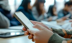 Kinder sollen vor den Gefahren im Netz besser geschützt werden.