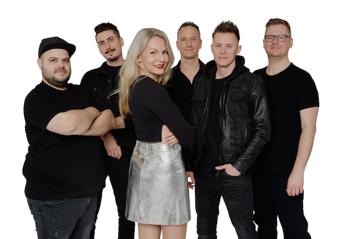 Die Cover-Band K‘s Live tritt mit ihrem neuen Frontman Matthias Nebel (zweiter von rechts) auf.