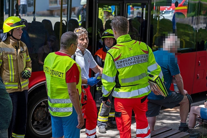 Acht Verletzte musste das Rote Kreuz versorgen.