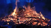 Neben dem Osterfeuer ist auch das Sonnwendfeuer eine Tradition.