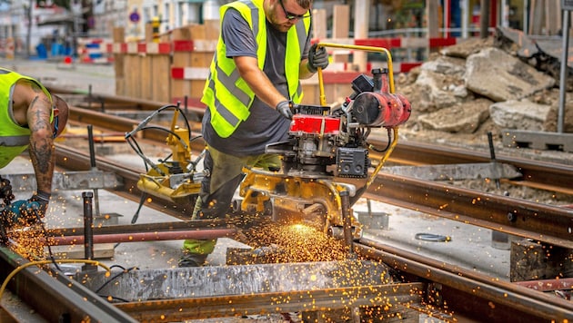 Die Wiedner Haupstraße ist zwar schon fertig, dafür warten jetzt viele andere Gleisarbeiten.