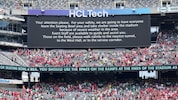 Gewitterwarnung! Die Fans das Metlife-Stadium verlassen