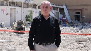 Israels Ministerpräsident Netanyahu ist im eigenen Land nicht unbedingt beliebt. Das hält ihn ...