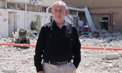 Israels Ministerpräsident Netanyahu ist im eigenen Land nicht unbedingt beliebt. Das hält ihn ...