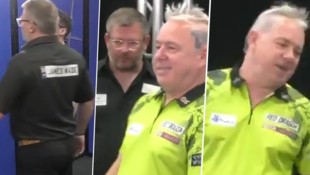 Darts-Star James Wade entkam ein Furz, sein Gegner Peter Wright musste darüber schmunzeln.