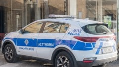 In Zypern wurden eine Polizistin und ein Polizist in flagranti beim Sex erwischt und dabei auch ...