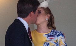 Prinzessin Beatrice und Ehemann Edoardo Mapelli Mozzi küssten sich beim Royal Ascot. Eine ...