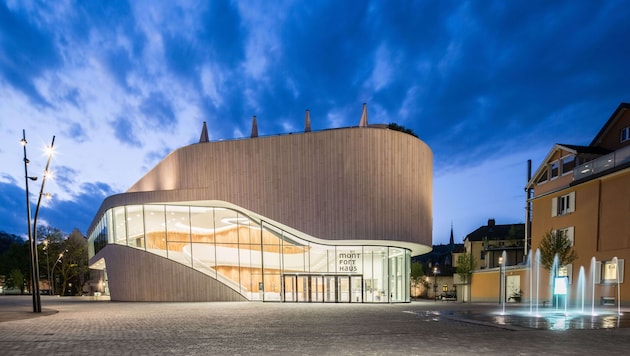 Das Montforthaus wurde 2013/14 am Standort des bisherigen Hauses neu gebaut, es nahm 2015 seinen ...