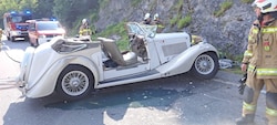 Der Oldtimer wurde stark in Mitleidenschaft gezogen.