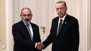 Nikol Paschinjan und Recep Tayyip Erdogan bei einem Treffen im Jahr 2022.