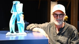 Erwin Wurm ist einer der gefragtesten Künstler Österreichs, in Gmunden präsentiert er Keramik- ...