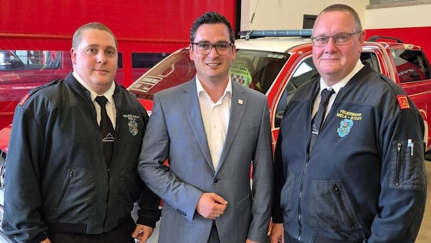Dominik Reiter übernimmt das Kommando von Vater Thomas. Bürgermeister Patrick Strobl ...