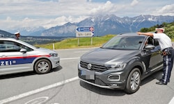 Tirol kämpft seit Jahren mit den gleichen Stau-Problemen auf der Autobahn wie Salzburg. Die ...