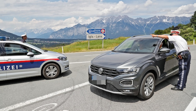 Tirol kämpft seit Jahren mit den gleichen Stau-Problemen auf der Autobahn wie Salzburg. Die ...
