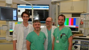 Studie veröffentlicht: Oberarzt Sebastian Bernhofer, Assistenzarzt David Venturi, Primarius ...