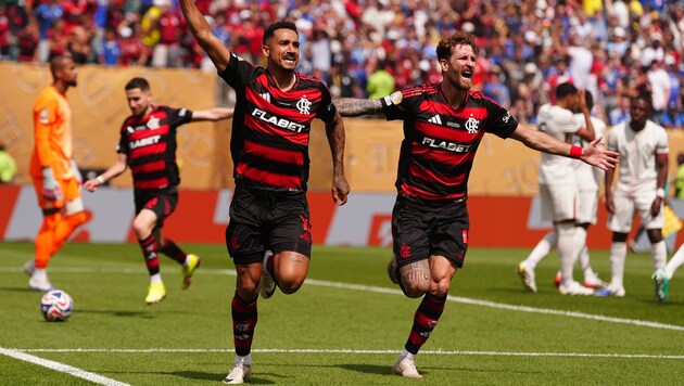 Der Jubel der am Ende siegreichen Kicker von Flamengo Rio de Janeiro