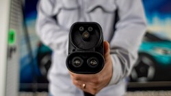 Alt-Golf oder E-Auto? Die Studie ist ein Dämpfer für Kritiker der E-Mobilität.