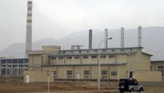 Die iranische Atomanlage Isfahan: Israel möchte den Iran unbedingt vom Bau einer Atombombe ...