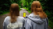 Offen erzählen die Schwestern im Gespräch mit der „Krone“, wie leicht es ging, Geld für Bilder ...