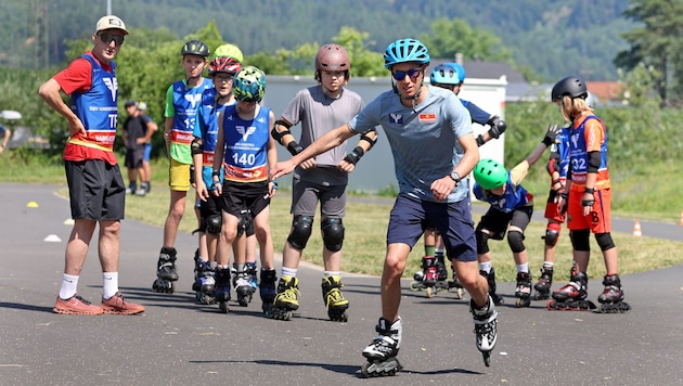 Stefan Kraft gab in den Inline-Skates das Tempo vor.