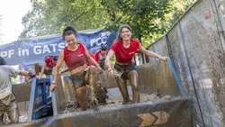 Die „Krone“-Redakteurinnen Monika König-Krisper (l.) und Fanny Gasser stürzten sich in die ...