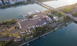 Auch am zweiten Festivaltag strömten die Massen auf die Insel.