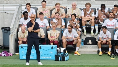 Letsch könnte gegen Al-Hilal vor einer ziemlich leeren Bank stehen. 