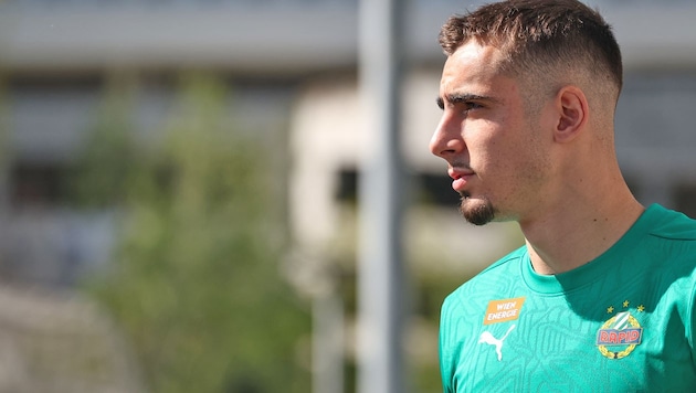 Andrija Radulovic bleibt Rapidler.