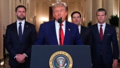 Bilder, die in die Geschichte eingehen werden – Trump erklärte an der Seite Israels den Eintritt ...