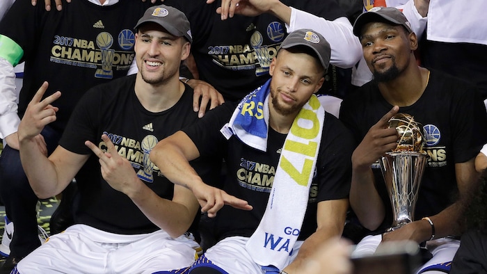 Mit den Golden State Warriors gewann Kevin Durant (rechts) zweimal die NBA.