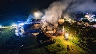 Das Gebäude in Pöndorf stand in Vollbrand.