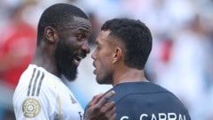 Wurde Antonio Rüdiger (links) von Pachuca-Kapitän Gustavo Cabral rassistisch beleidigt?