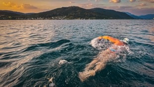 Schafft der ehemalige Wasserballprofi Bernhard Hengl die 64 Kilometer von Bodman nach Bregenz?
