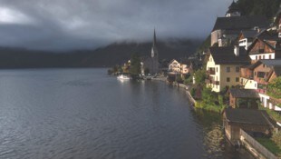 Auch am Hallstätter See ist am Montag Gewitter zu erwarten. Auch Windböen sind gegen 18 Uhr ...