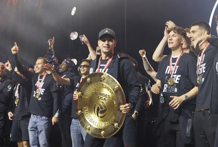 Hierländer holte mit Sturm fünf Titel (dreimal Cupsieger, zweimal Meister) mit Salzburg vier ...