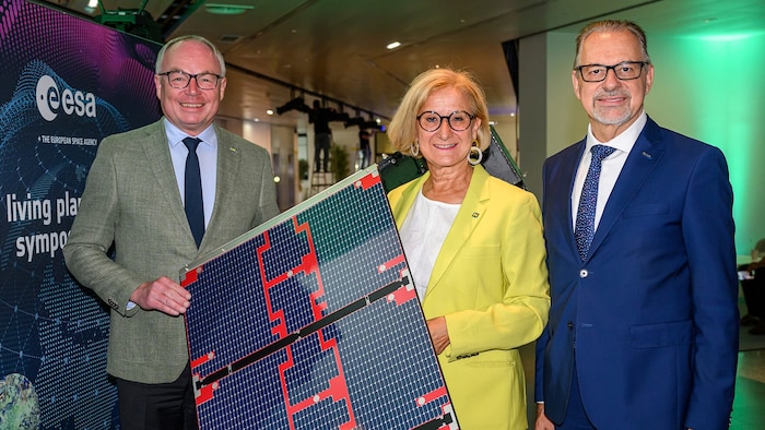 Wie eine Rakete hat das ESA Phil-Lab in Schwechat schon im ersten Jahr abgehoben: ESA-General ...