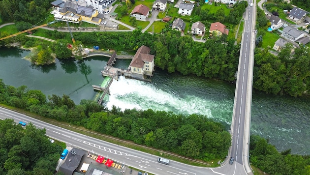 An der Traun werden drei Kraftwerke durch einen modernen Neubau ersetzt.
