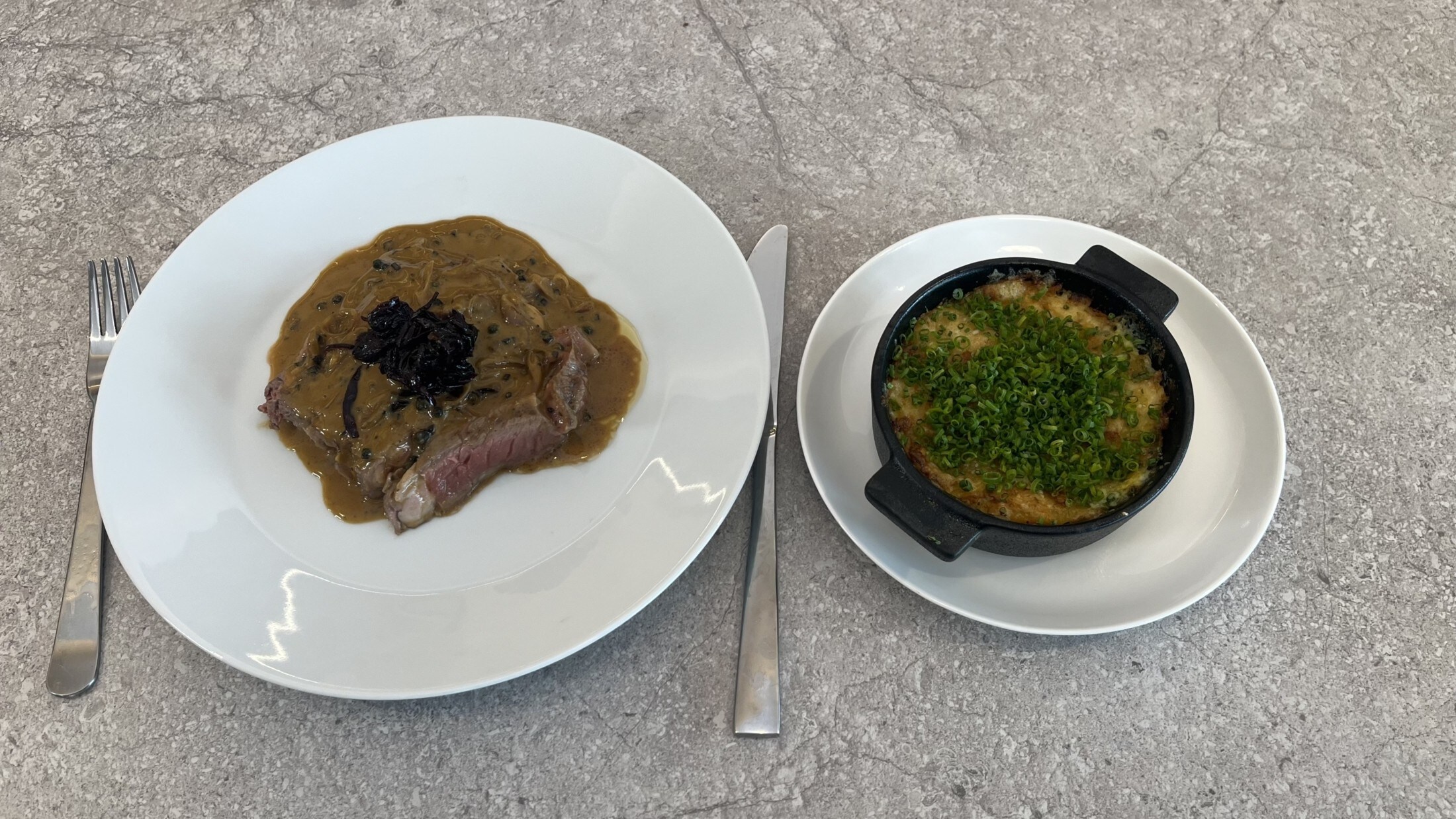 Rezept der Woche - Zartes Rib Eye Steak mit würziger Pfeffersauce ...