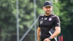 Trainer Stephan Helm startete am Montag mit seiner Austria in die Vorbereitung.