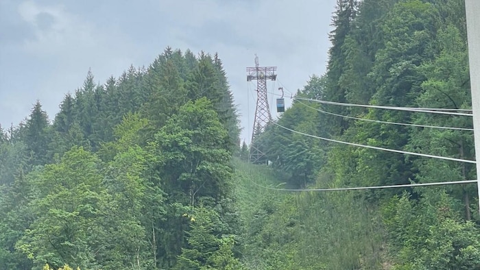 Auf diesem Bild ist der Sturmschaden gut zu erkennen.
