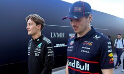 Bleibt George Russell (links) nach seinem ersten Saisonsieg bei Mercedes oder nutzt man eine ...