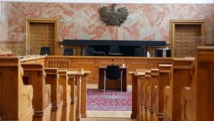 Verhandelt wird im Schwurgerichtssaal des Landesgerichtes Salzburg.