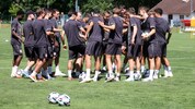 Liefering-Trainer Daniel Beichler hat sein Team wieder am Trainingsplatz.