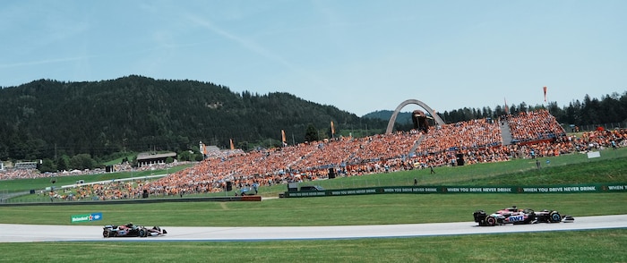 Beim Formel-1-Rennen in Spielberg ist traditionell die Fanfraktion von Max Verstappen stark ...