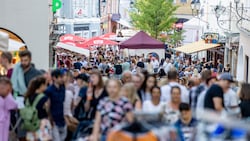Ungestörte Gemütlichkeit – wie beim Stadtfest in Hallein – wollen die Veranstalter durch neue ...