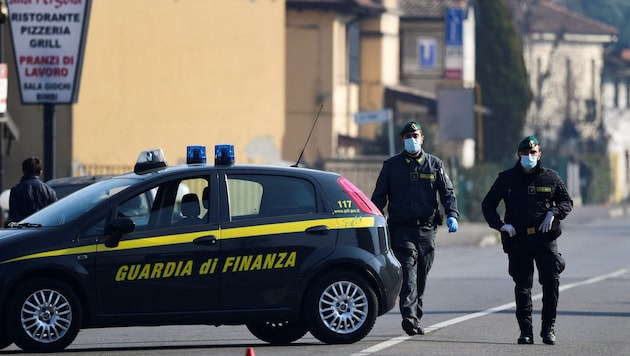 Der Rohstoff für die Zigaretten stammte aus Polen und wurde über den Landweg nach Piacenza ...